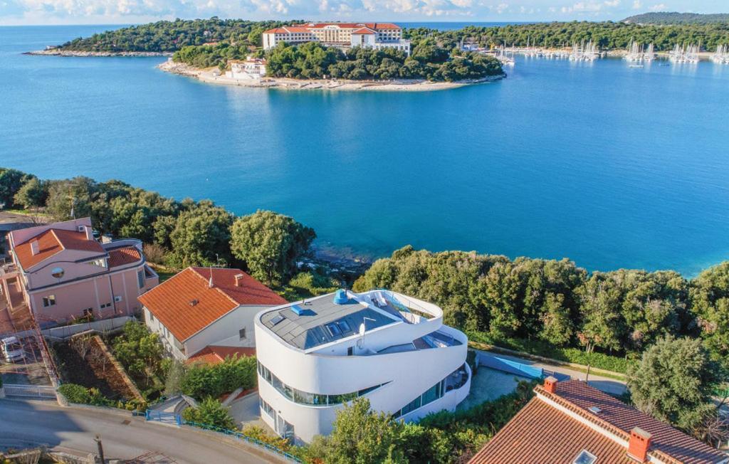 Vila Tina In Pula, Istrien Medulin Eksteriør bilde